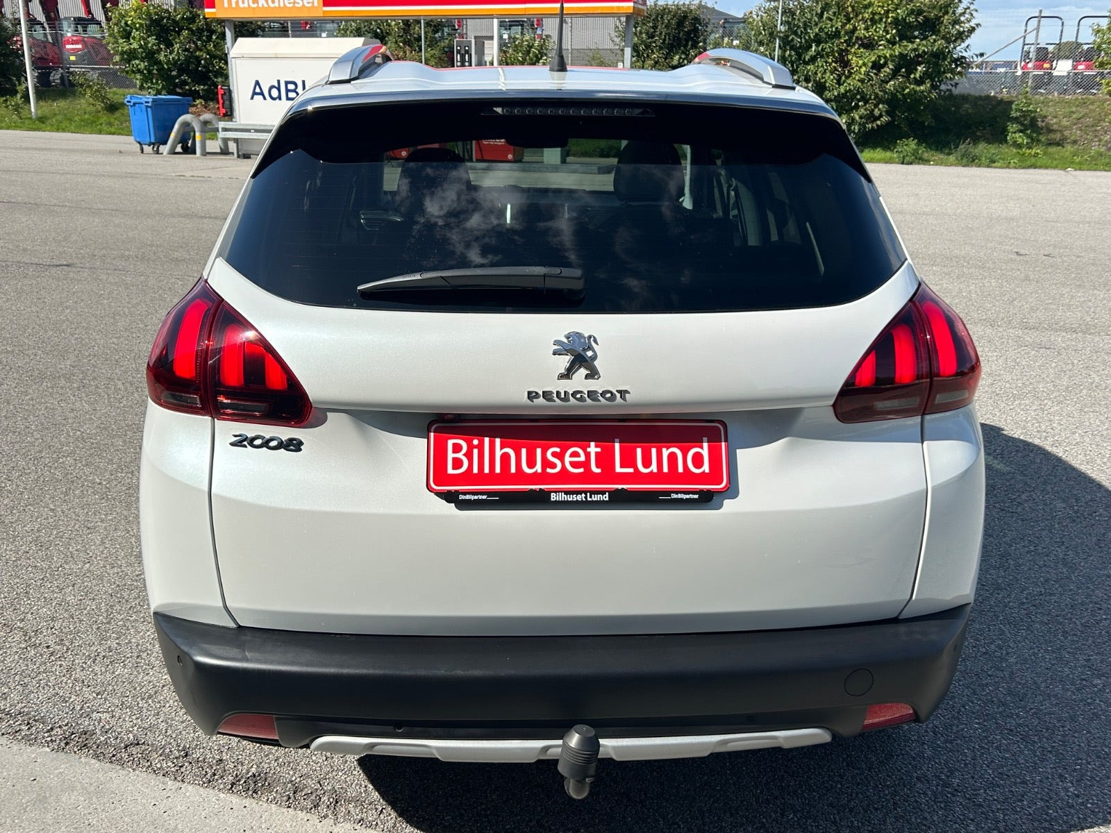 Hvid Peugeot 2008 fra 2018