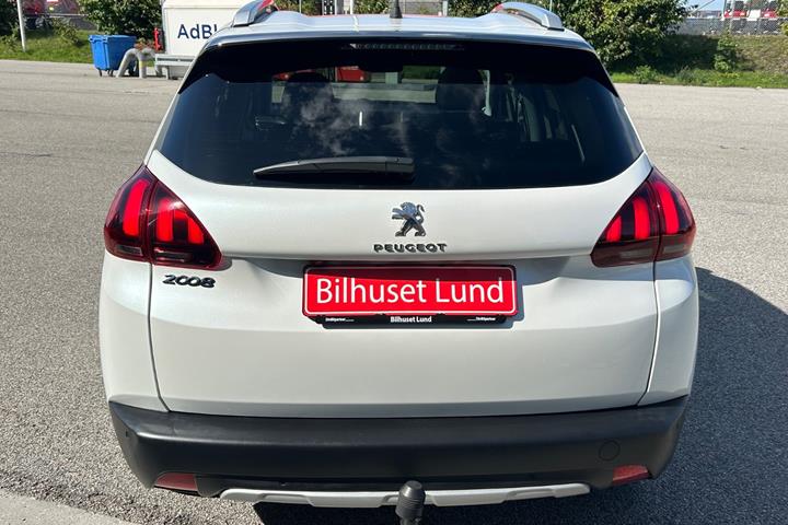 Hvid Peugeot 2008 fra 2018