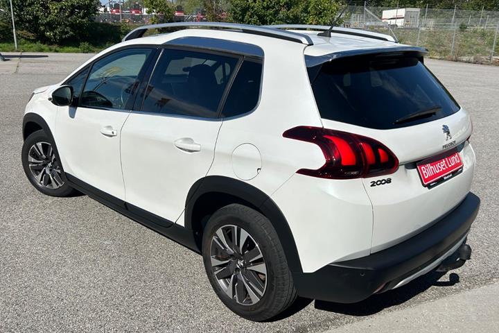 Hvid Peugeot 2008 fra 2018