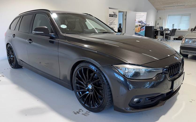BMW 320i 2,0 Touring aut.