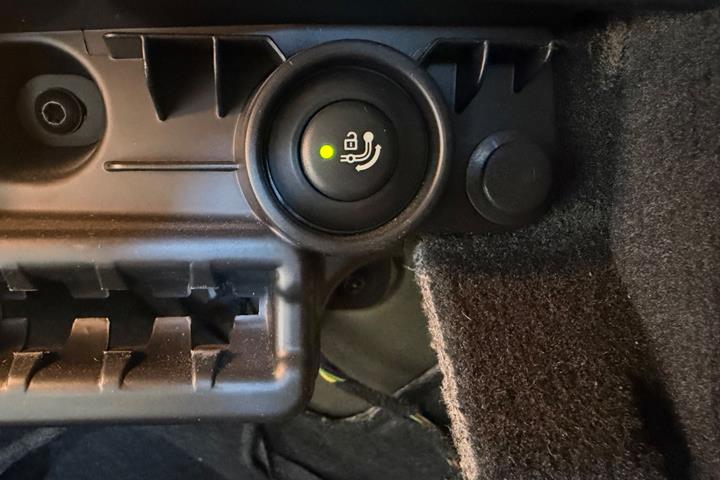 Brun BMW 320i fra 2017