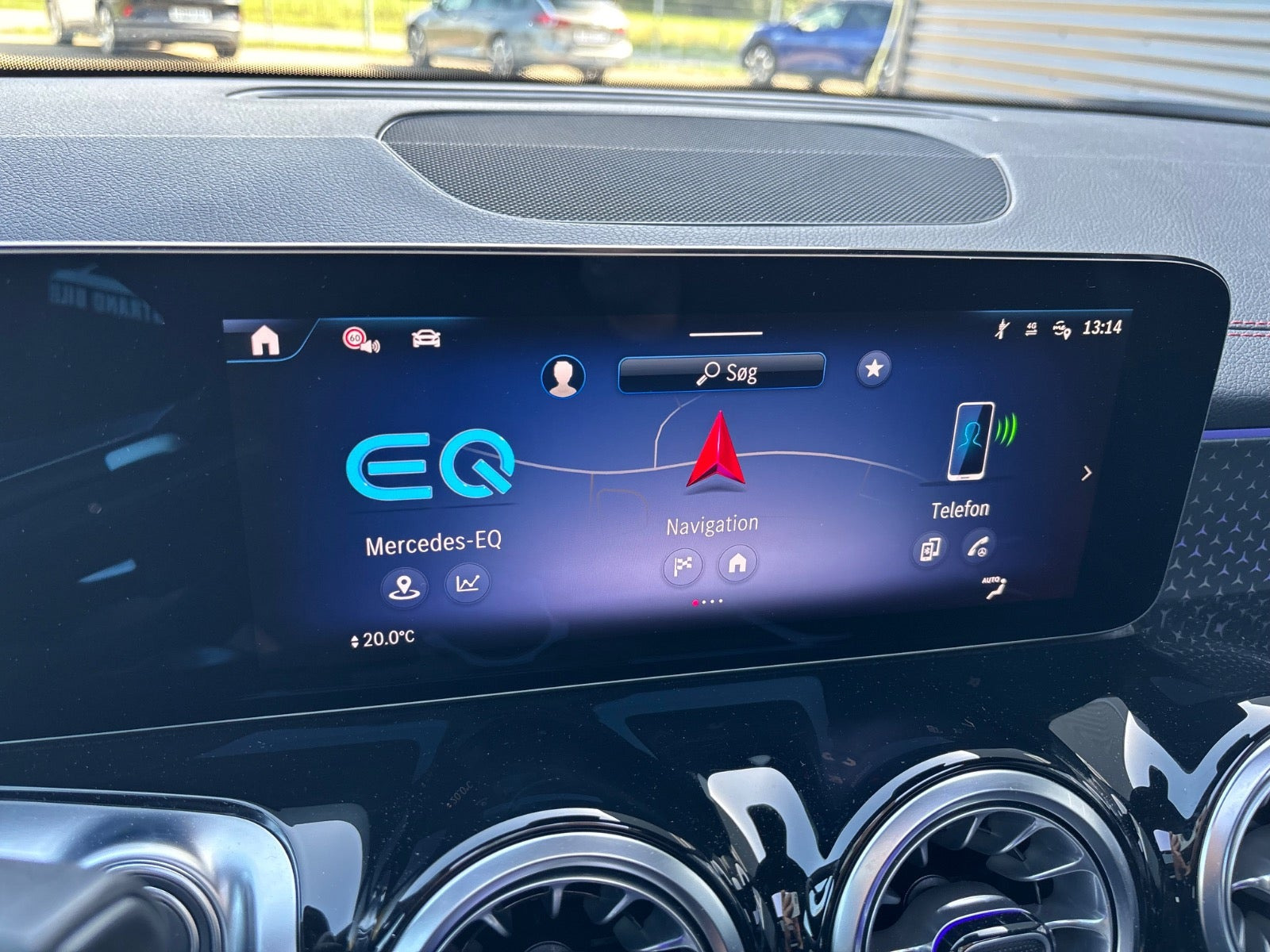 Sort Mercedes EQB250+ fra 2025