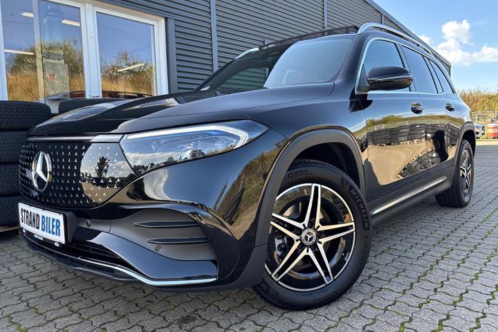 Sort Mercedes EQB250+ fra 2025