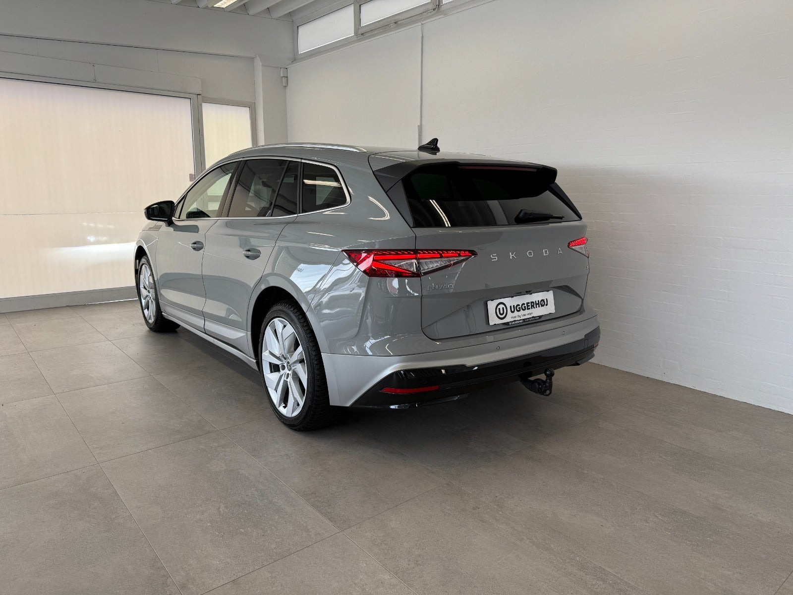 Grå Skoda Enyaq fra 2026