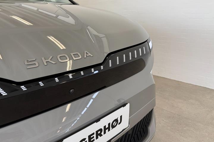 Grå Skoda Enyaq fra 2026