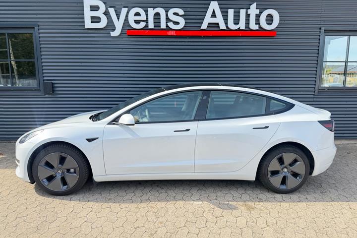 undefined Tesla Model 3 fra 2022