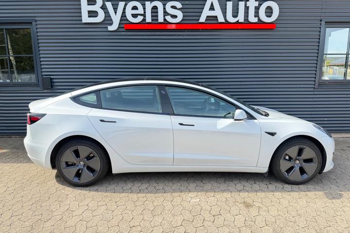 undefined Tesla Model 3 fra 2022