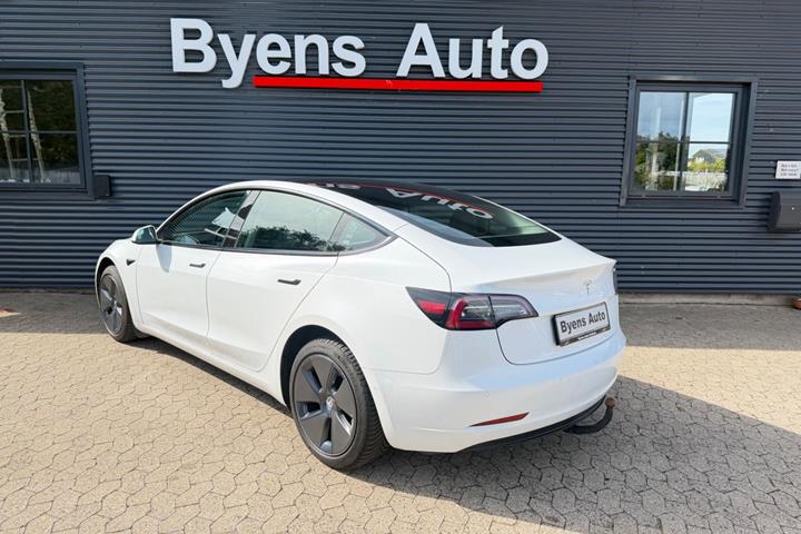 undefined Tesla Model 3 fra 2022