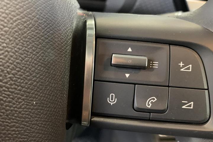 Grå Citroën ë-C4 fra 2025
