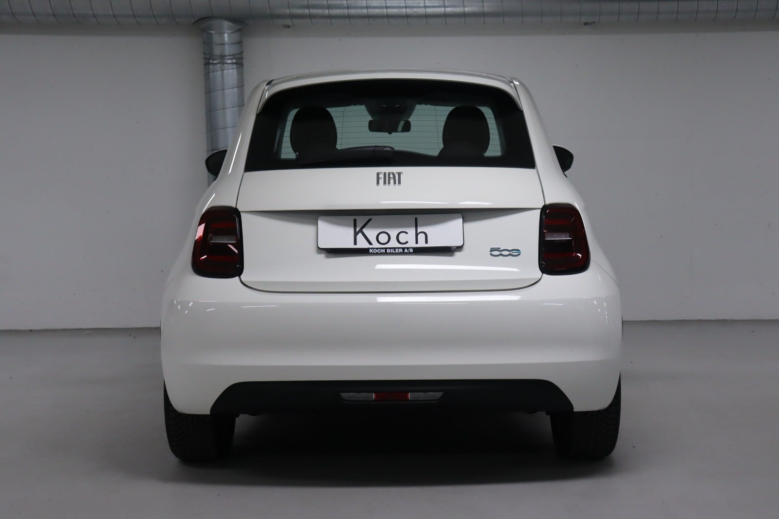 Hvid Fiat 500e fra 2023