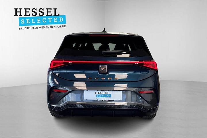 Blå Cupra Born fra 2024