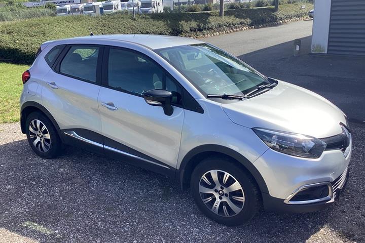 undefined Renault Captur fra 2016 set udefra