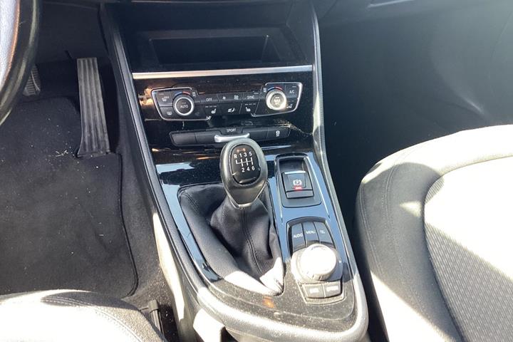 undefined BMW 218d fra 2016