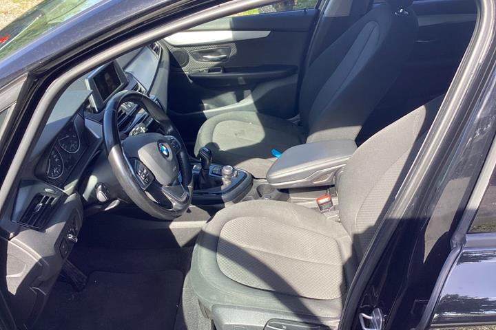 undefined BMW 218d fra 2016