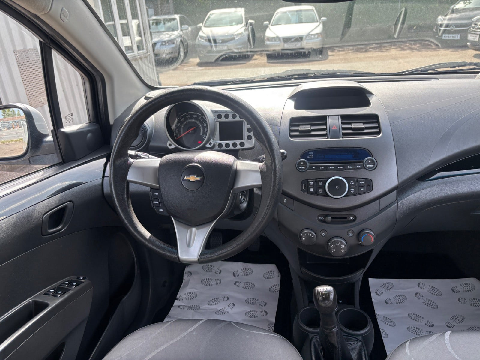 Hvid Chevrolet Spark fra 2012