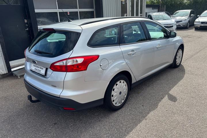 Sølv Ford Focus fra 2013
