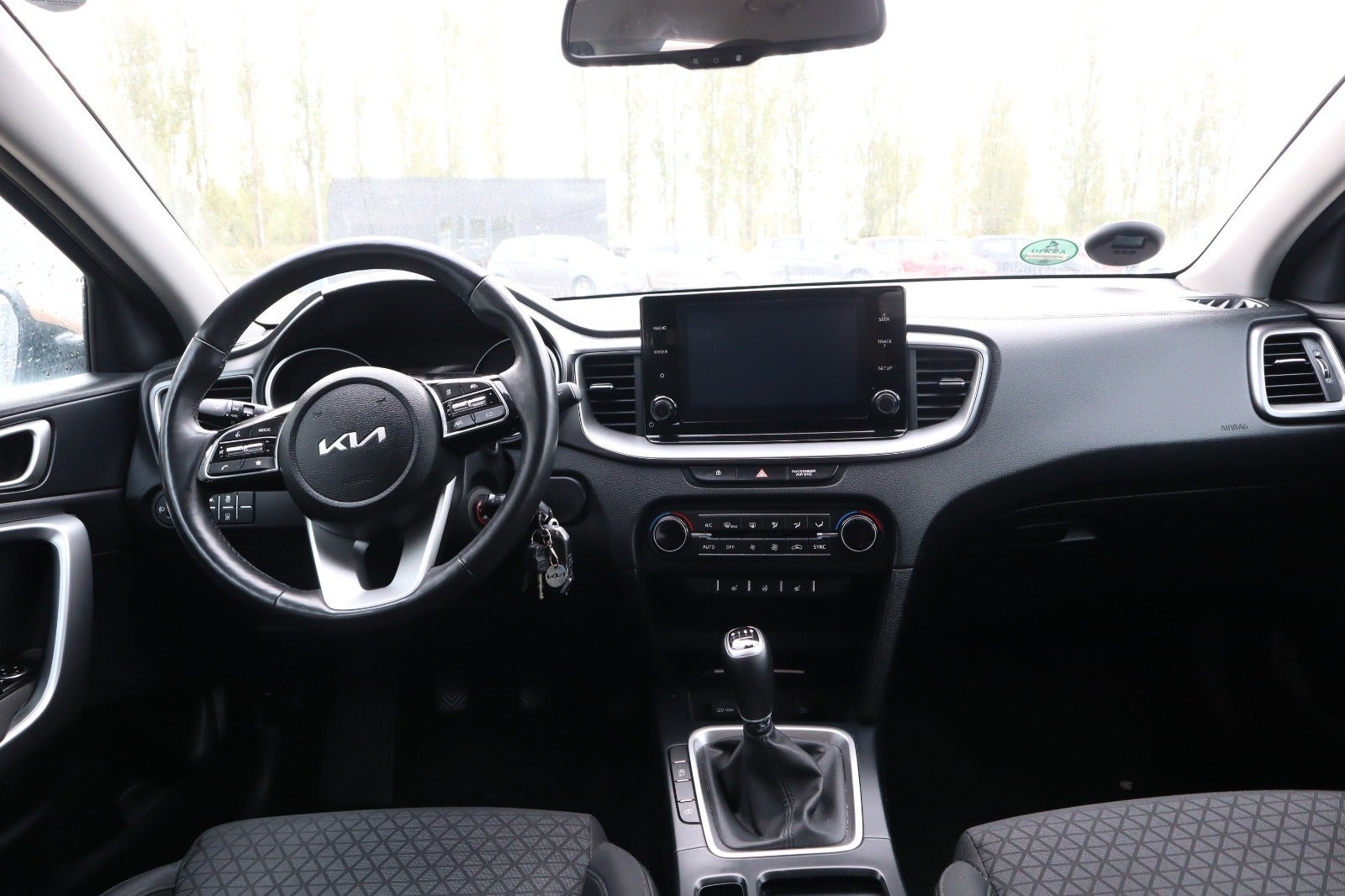 Brun Kia Ceed fra 2022