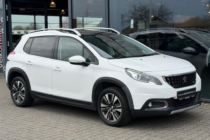 Hvid Peugeot 2008 fra 2018