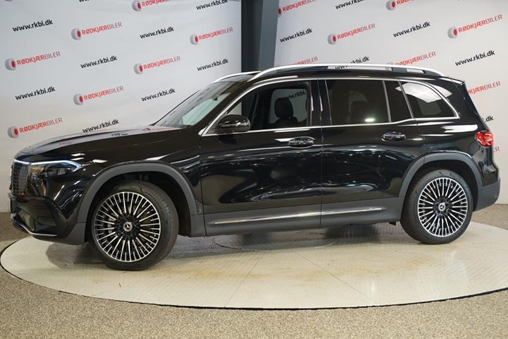 Sort Mercedes EQB250+ fra 2025