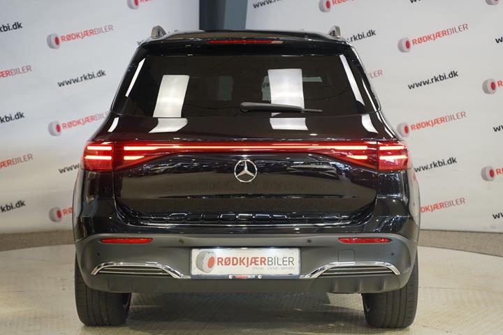 Sort Mercedes EQB250+ fra 2025