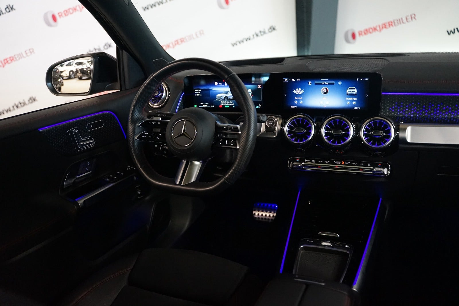 Sort Mercedes EQB250+ fra 2025