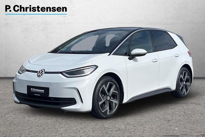 Hvid VW ID.3 fra 2023 set udefra