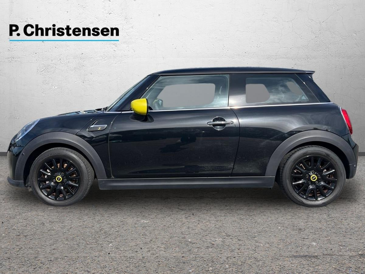 Sort Mini Cooper SE fra 2023