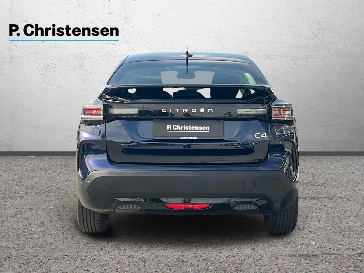 Blå Citroën ë-C4 fra 2024