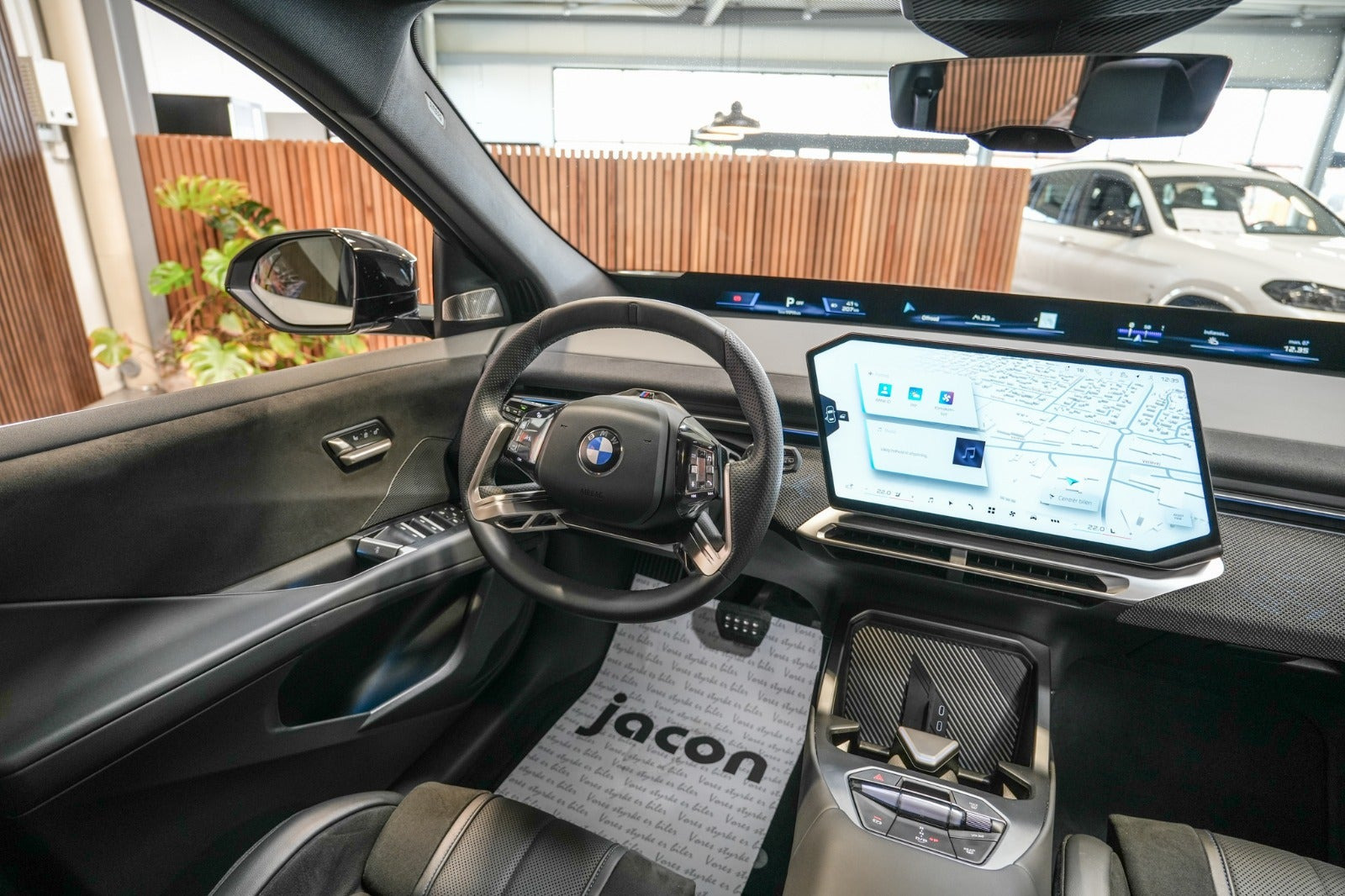 Sølv BMW iX3 fra 2027