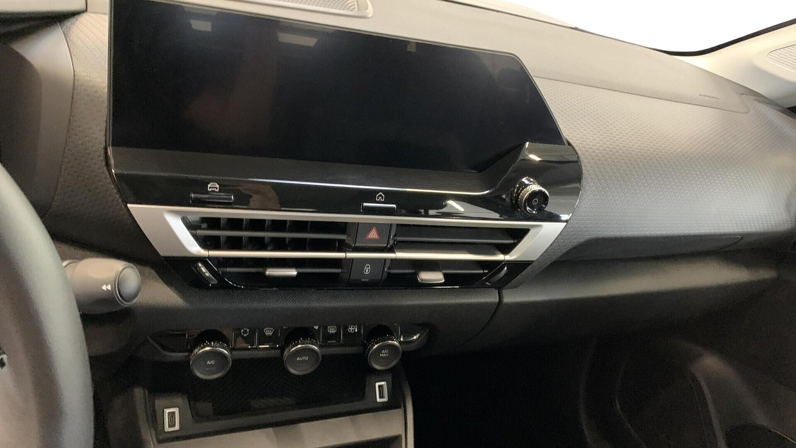 Sort Citroën ë-C4 fra 2025
