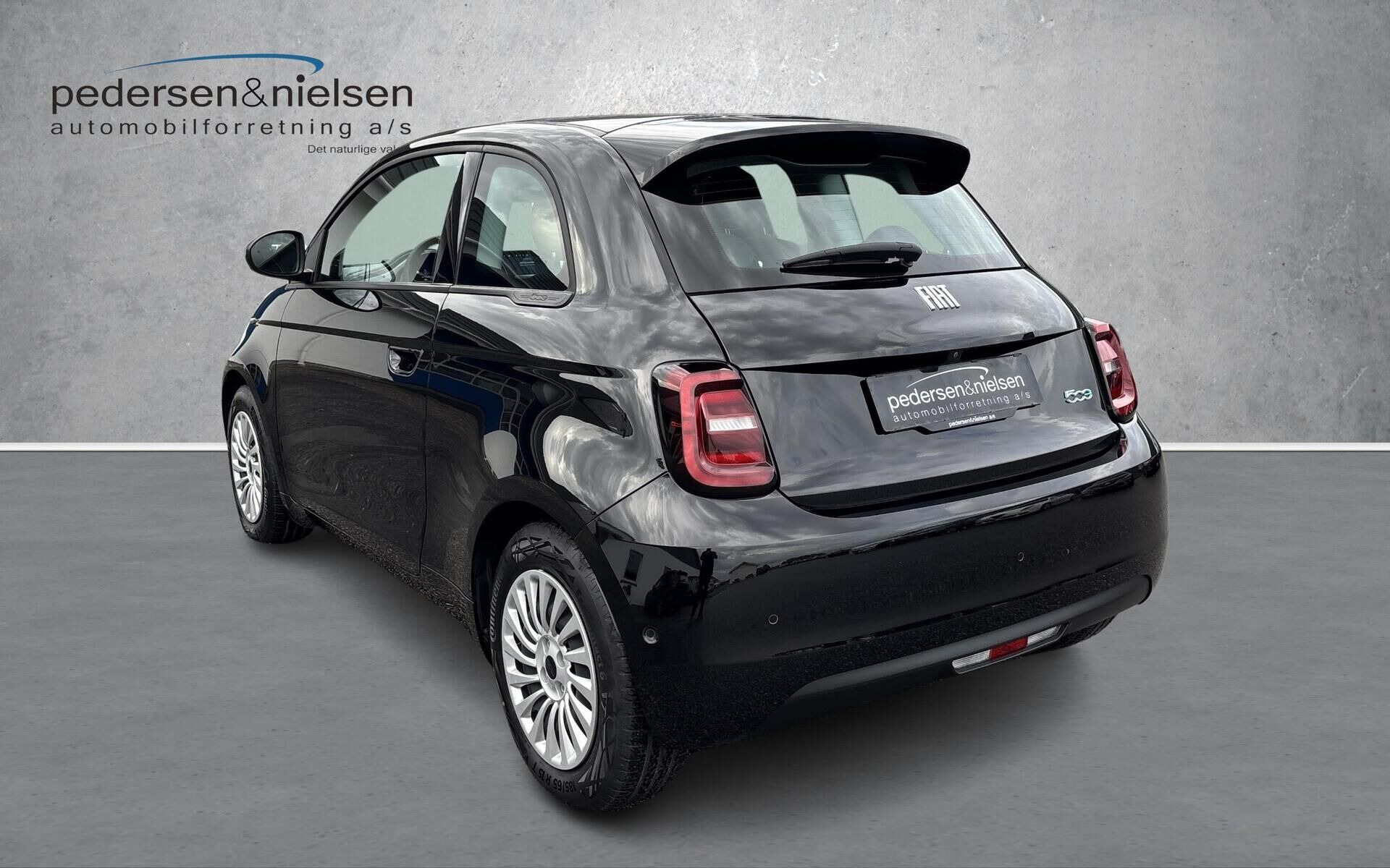 Sort Fiat 500e fra 2023