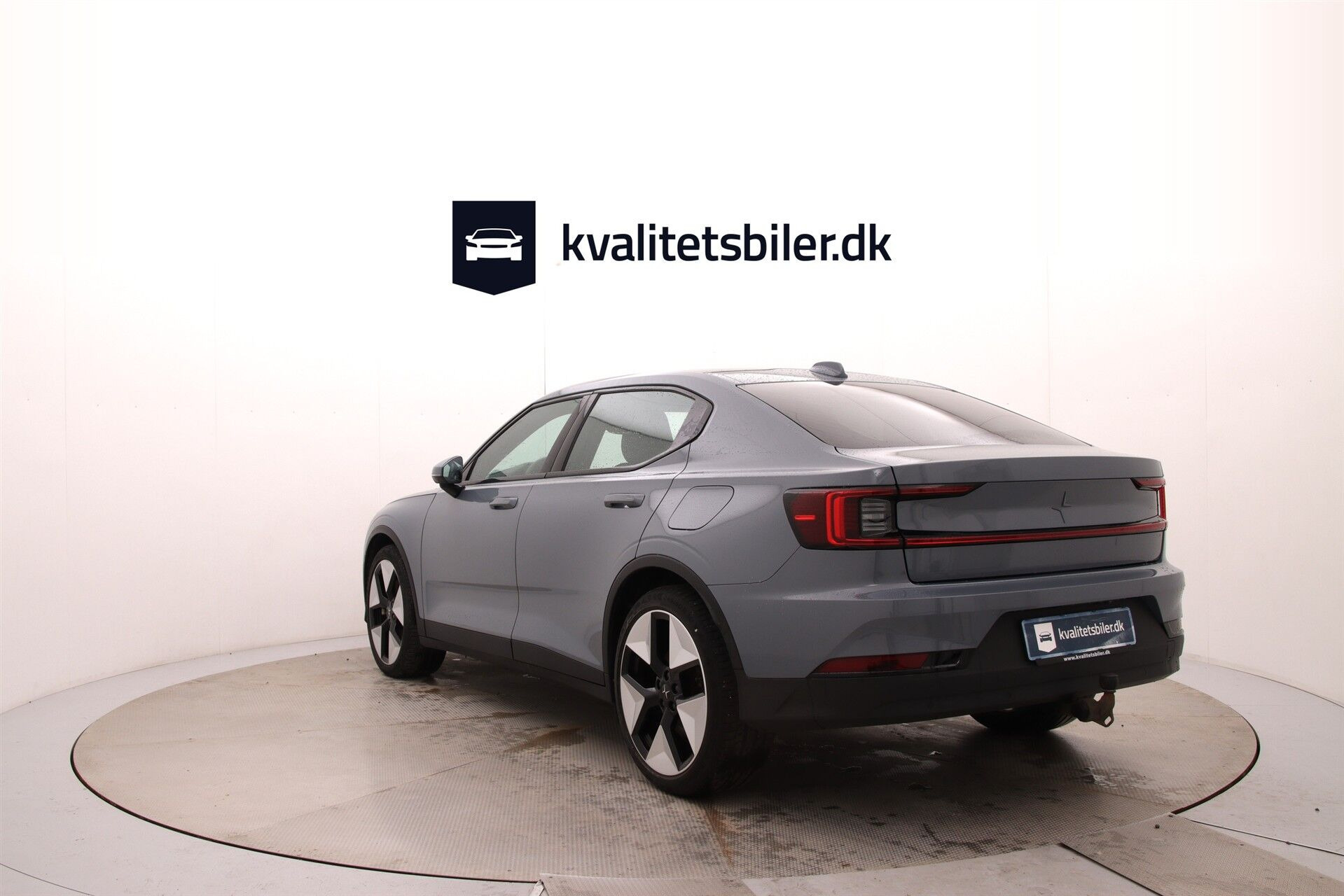Grå Polestar 2 fra 2023