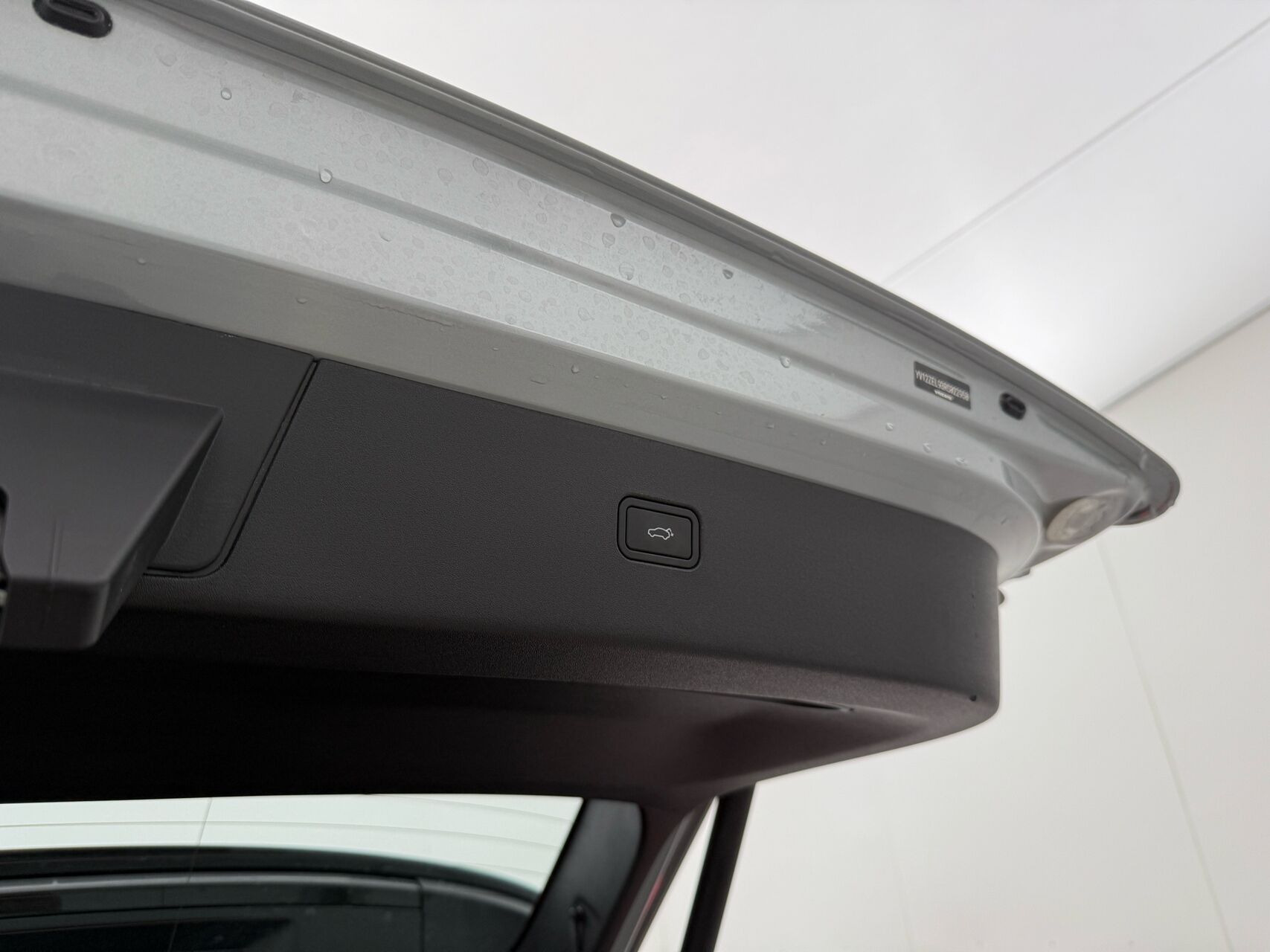 Grå Volvo EX30 fra 2024