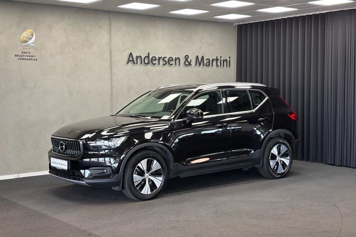 Sort Volvo XC40 fra 2020