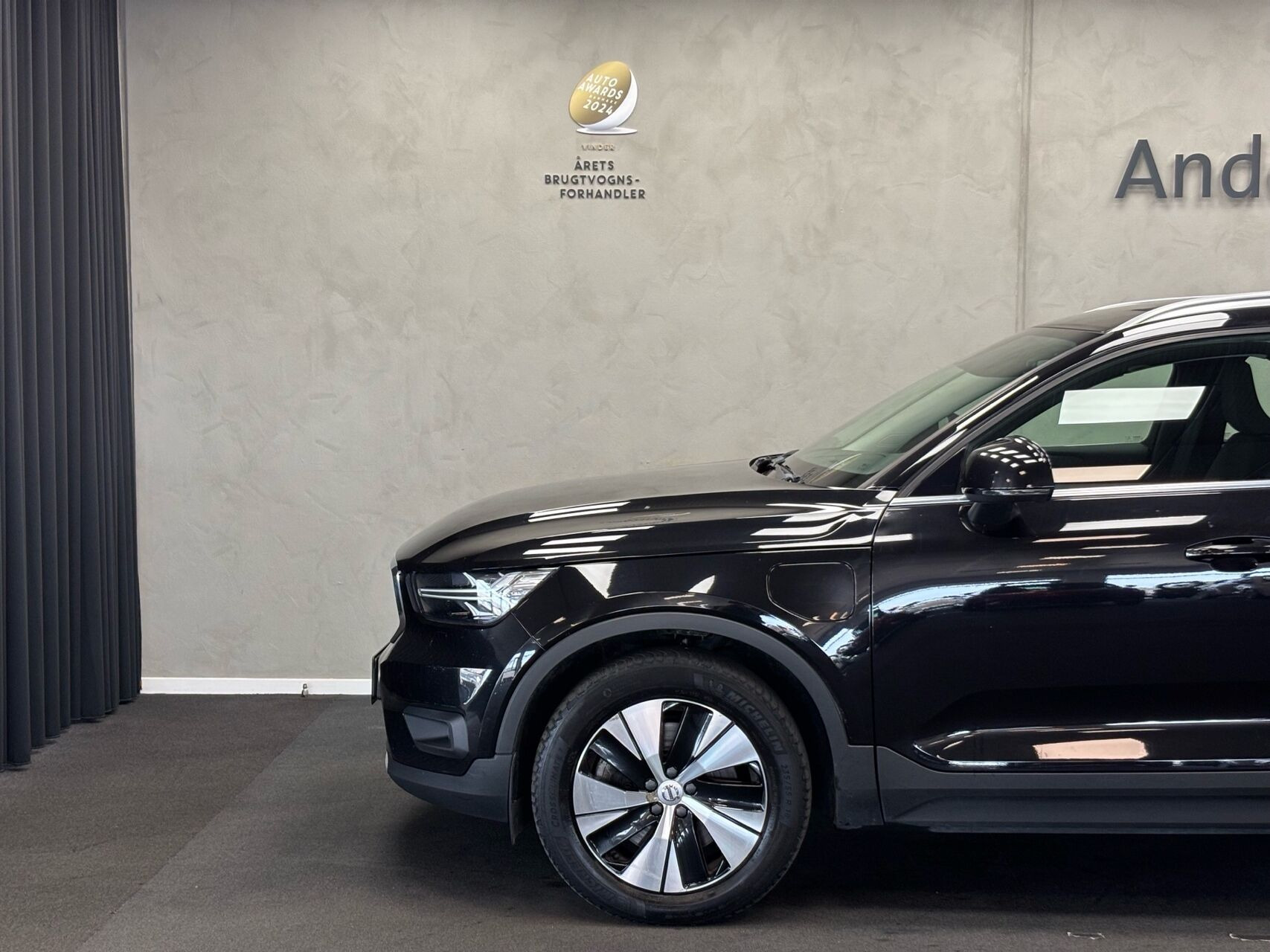 Sort Volvo XC40 fra 2020