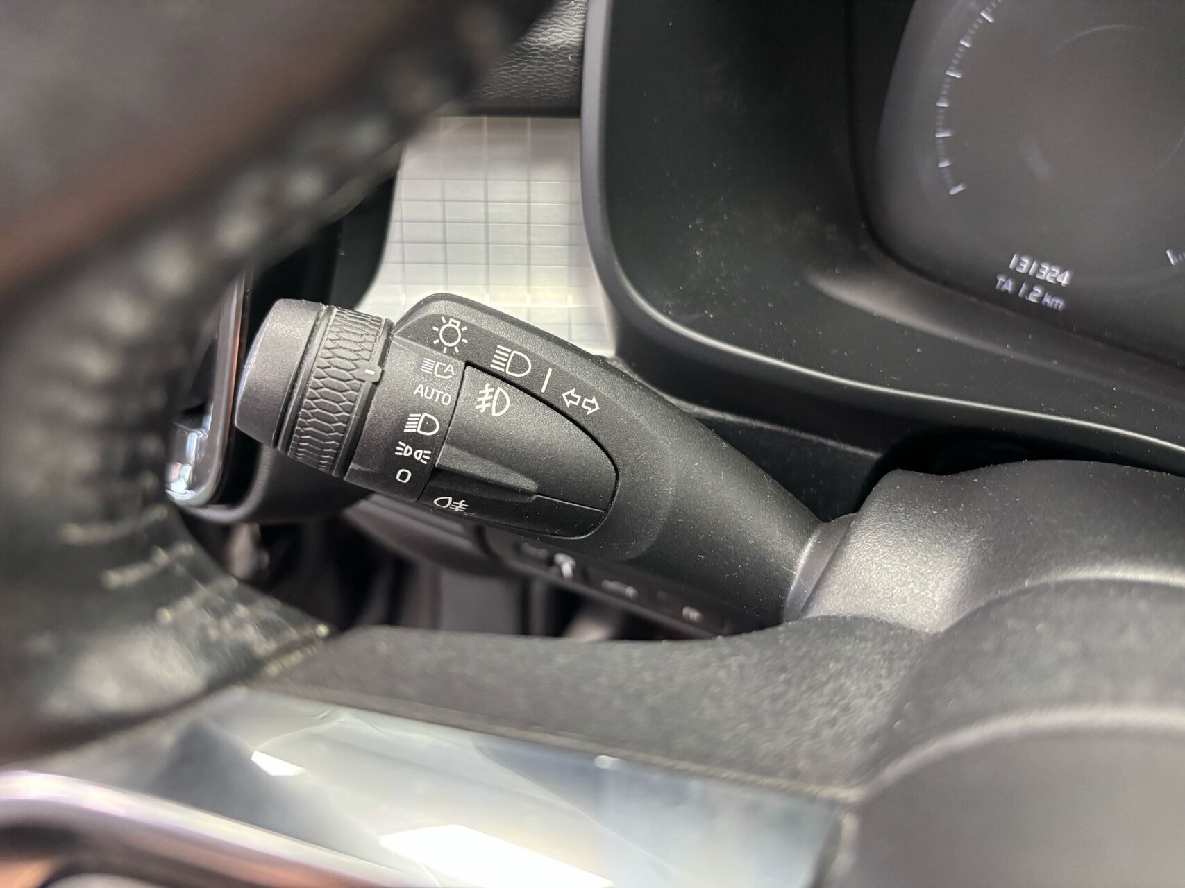 Sort Volvo XC40 fra 2020