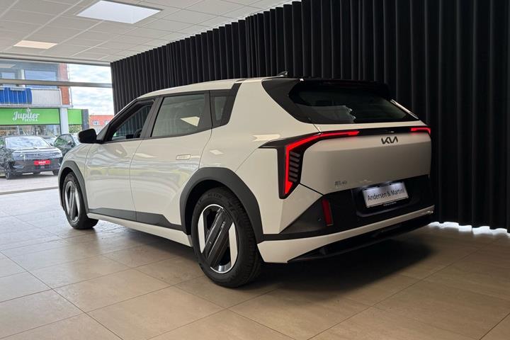 Hvid Kia EV4 fra 2026