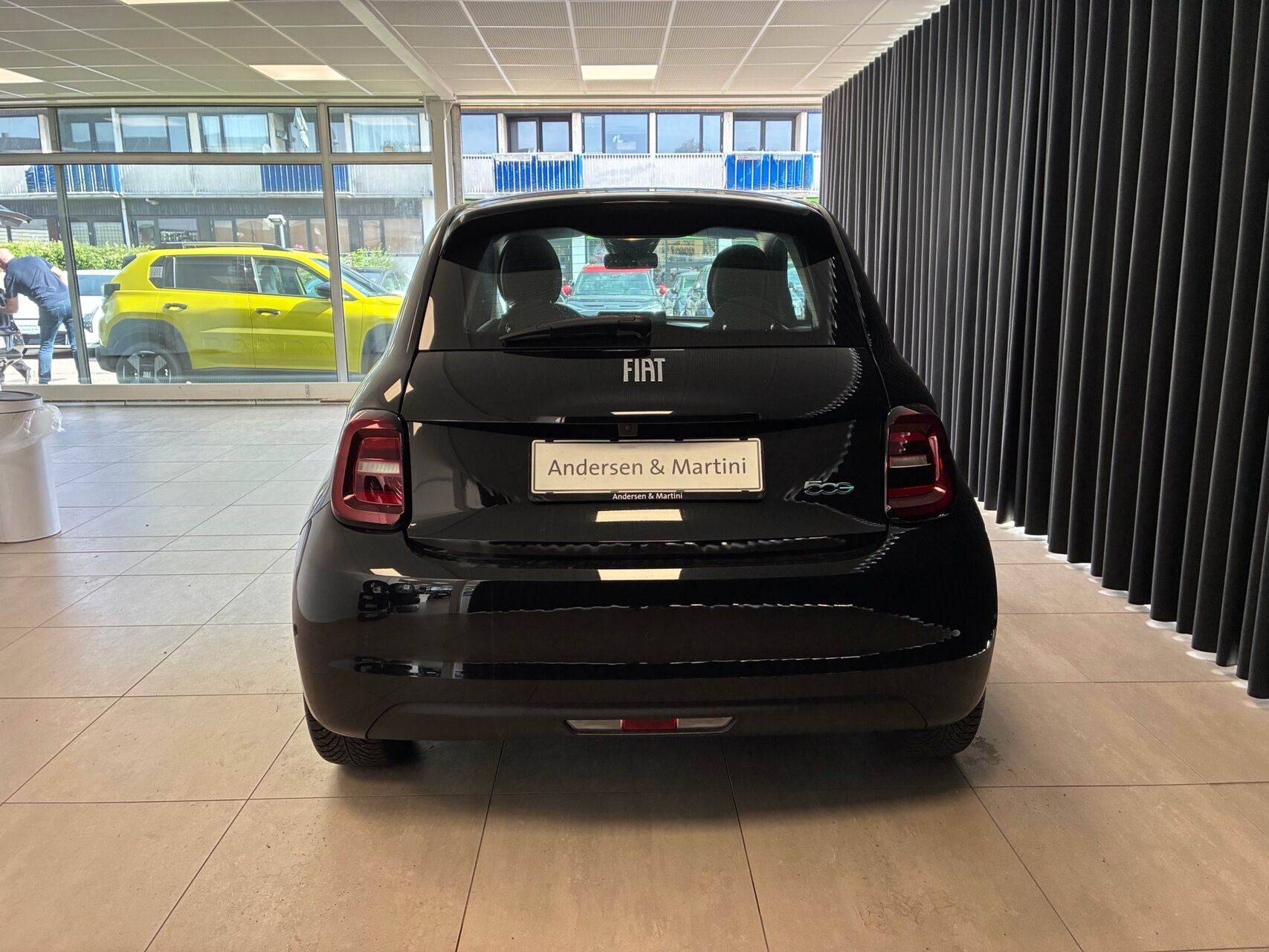 Sort Fiat 500e fra 2023