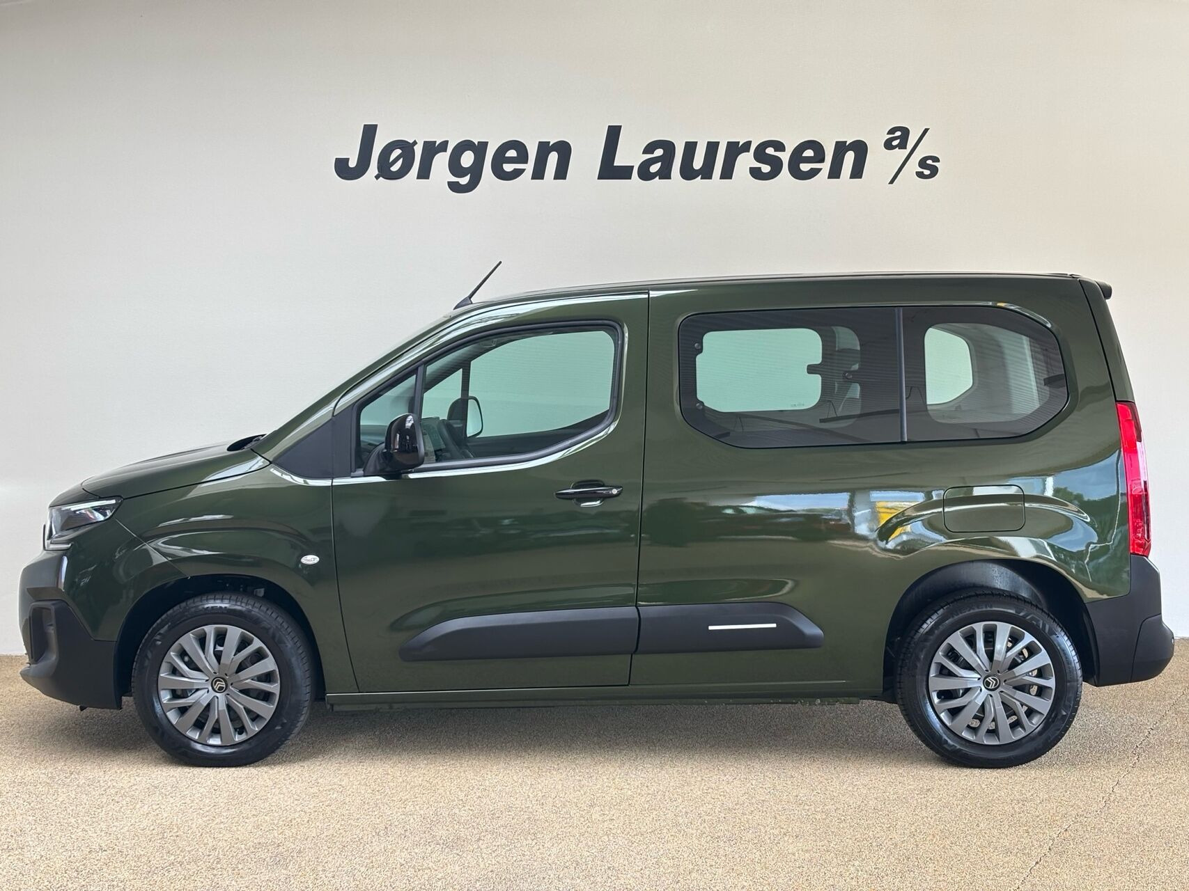 Grøn Citroën ë-Berlingo fra 2025