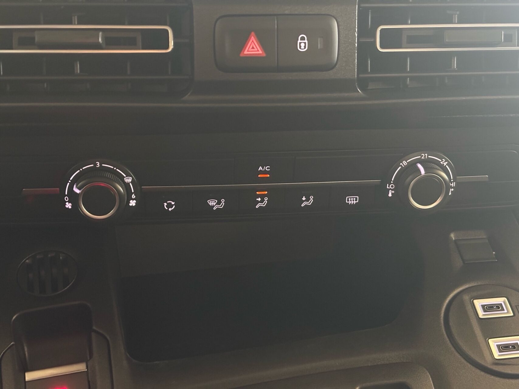 Grøn Citroën ë-Berlingo fra 2025