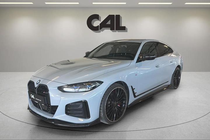 Grå BMW i4 fra 2024