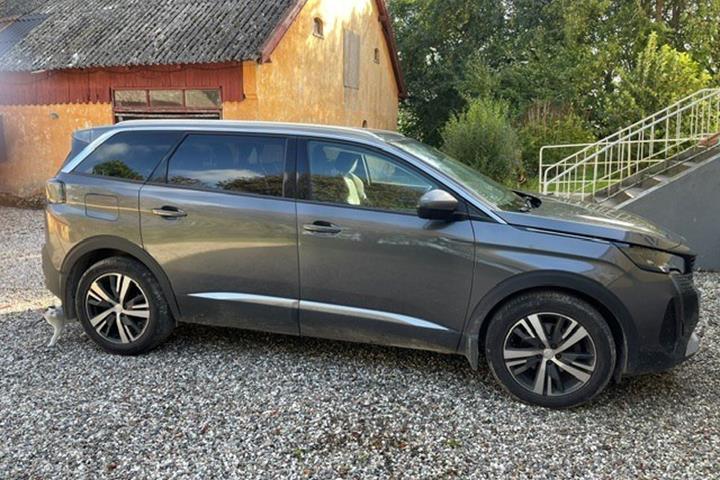 undefined Peugeot 5008 fra 2021
