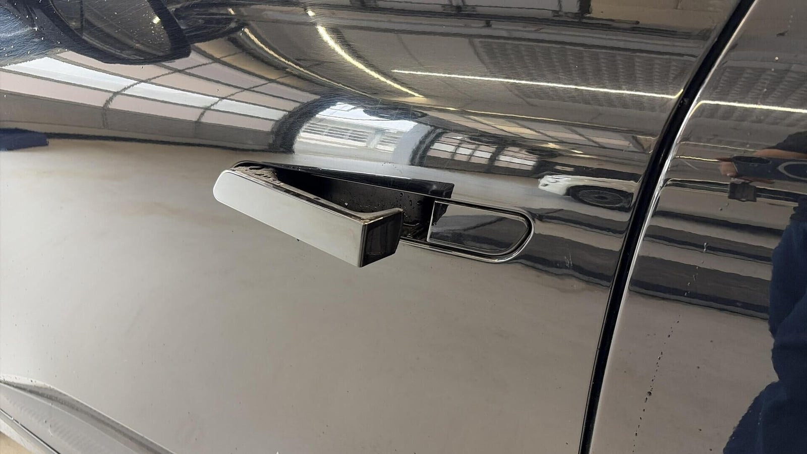 Sort Renault Megane E-Tech fra 2022