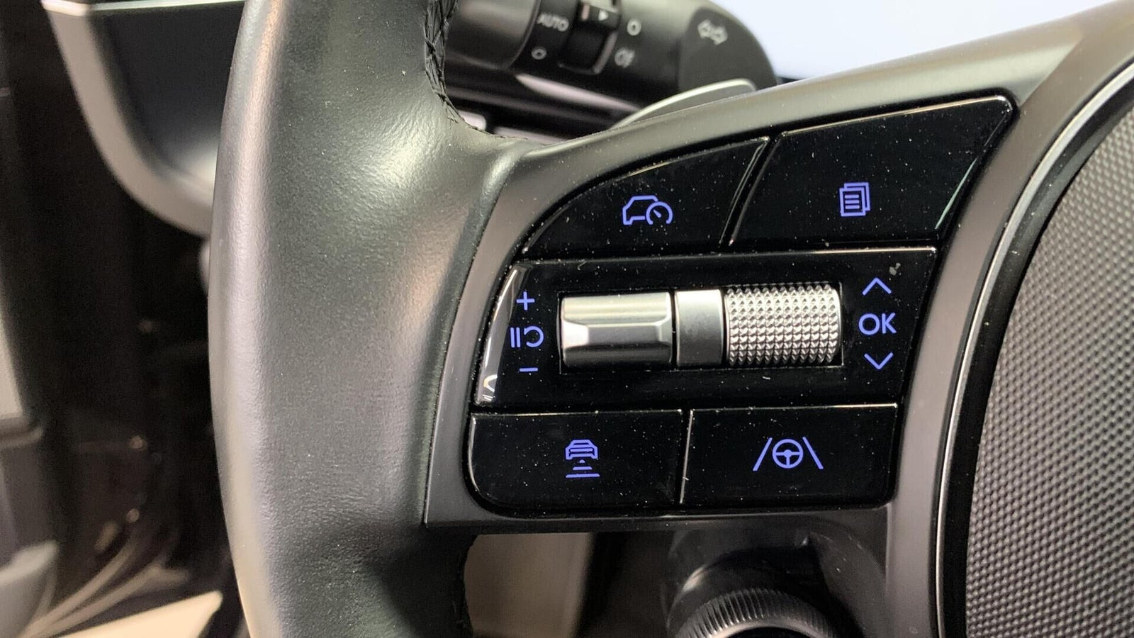 Blå Hyundai Ioniq 6 fra 2023
