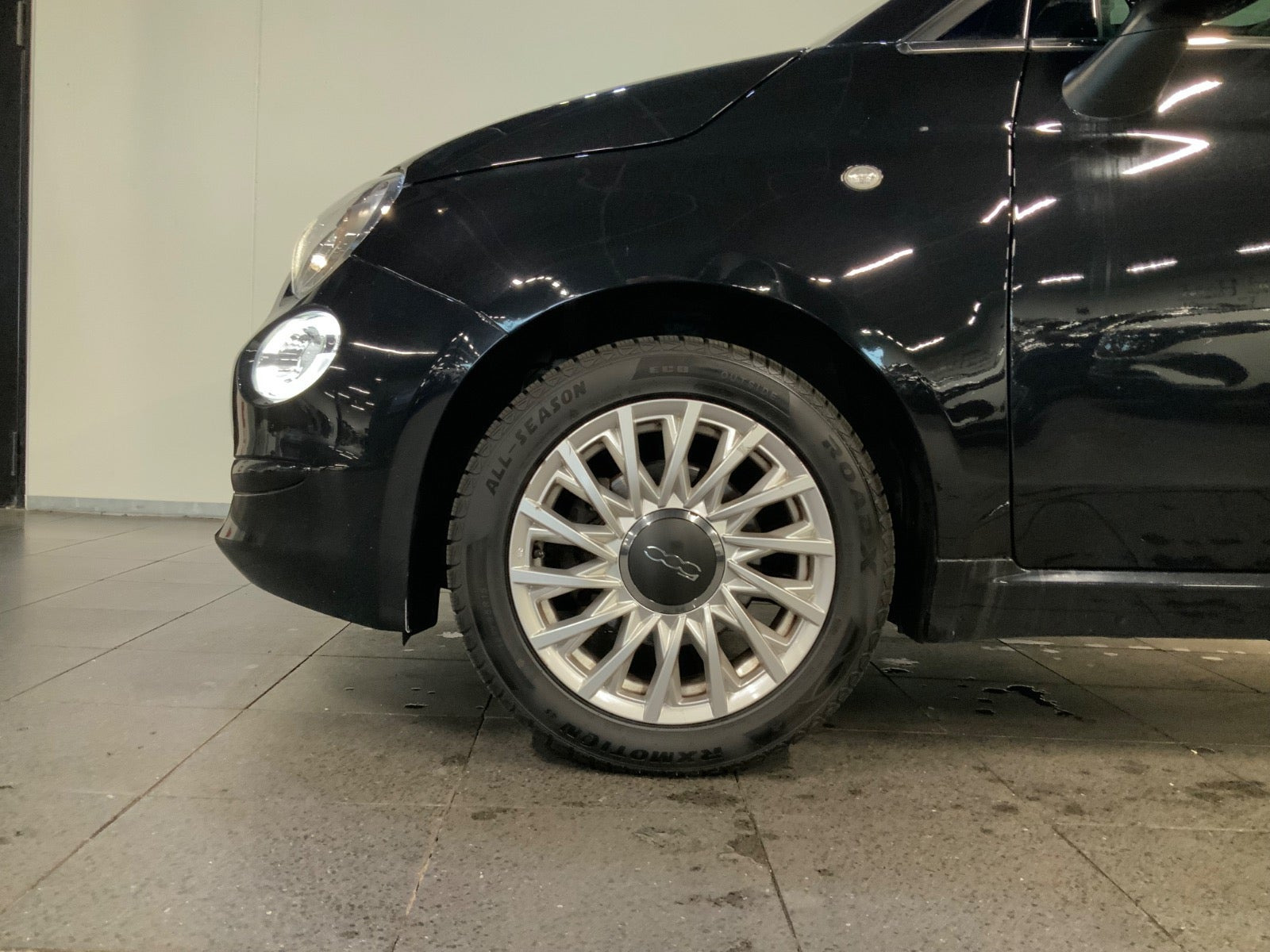 Sort Fiat 500 fra 2019