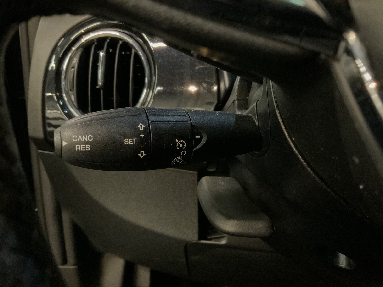 Sort Fiat 500 fra 2019