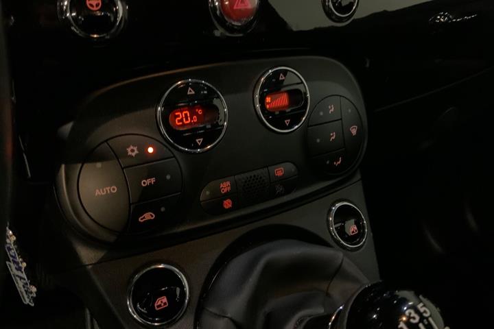 Sort Fiat 500 fra 2019