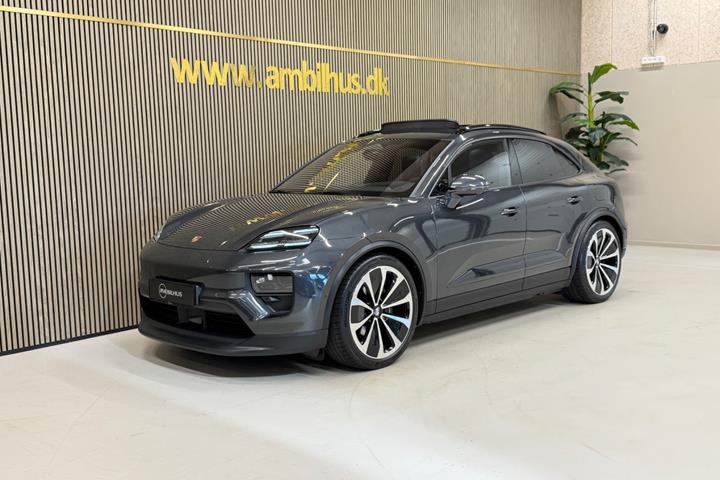 Grå Porsche Macan 4 fra 2024