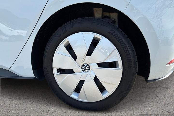 Hvid VW ID.3 fra 2023