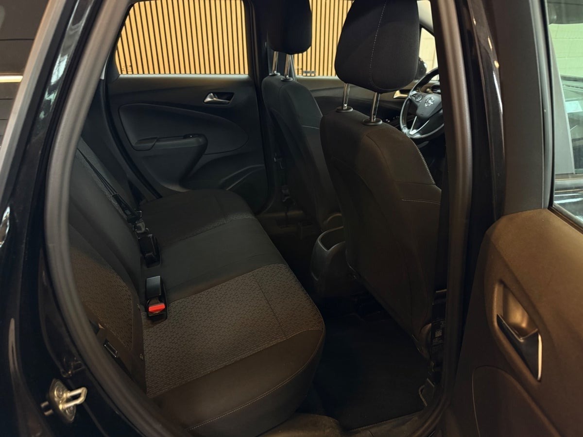Sort Opel Crossland X fra 2017